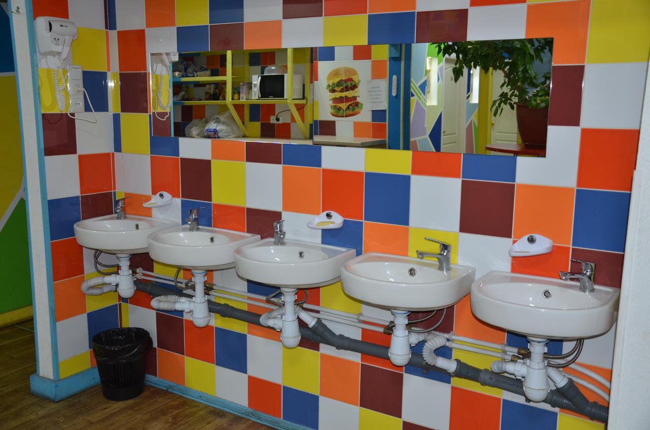 Hostel Darnitsa1 Kiev Eksteriør bilde