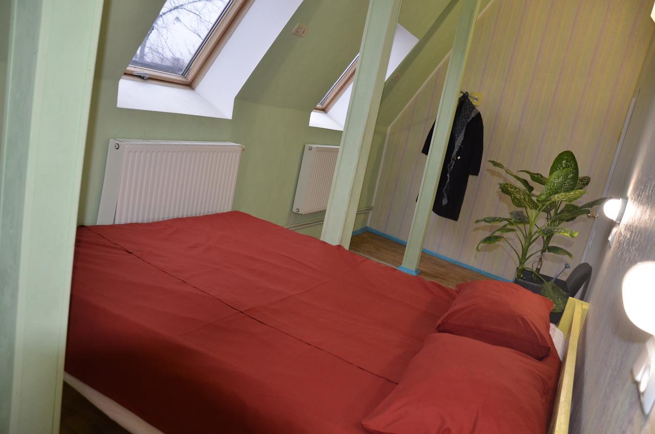 Hostel Darnitsa1 Kiev Eksteriør bilde